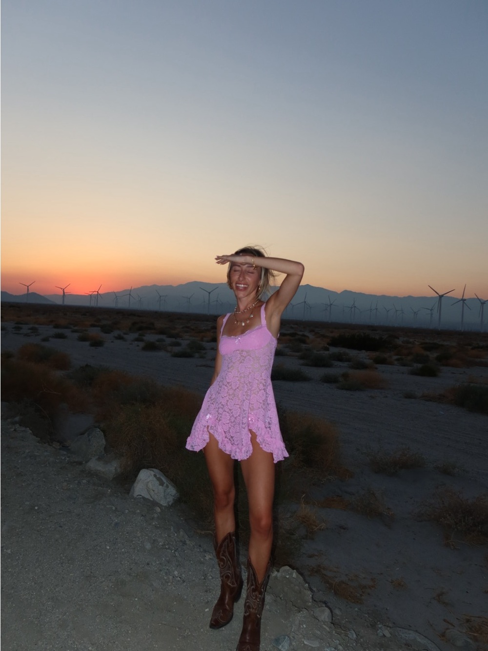 Beginning boutique, pink lace boho babydoll dress - Picture 2 of 4